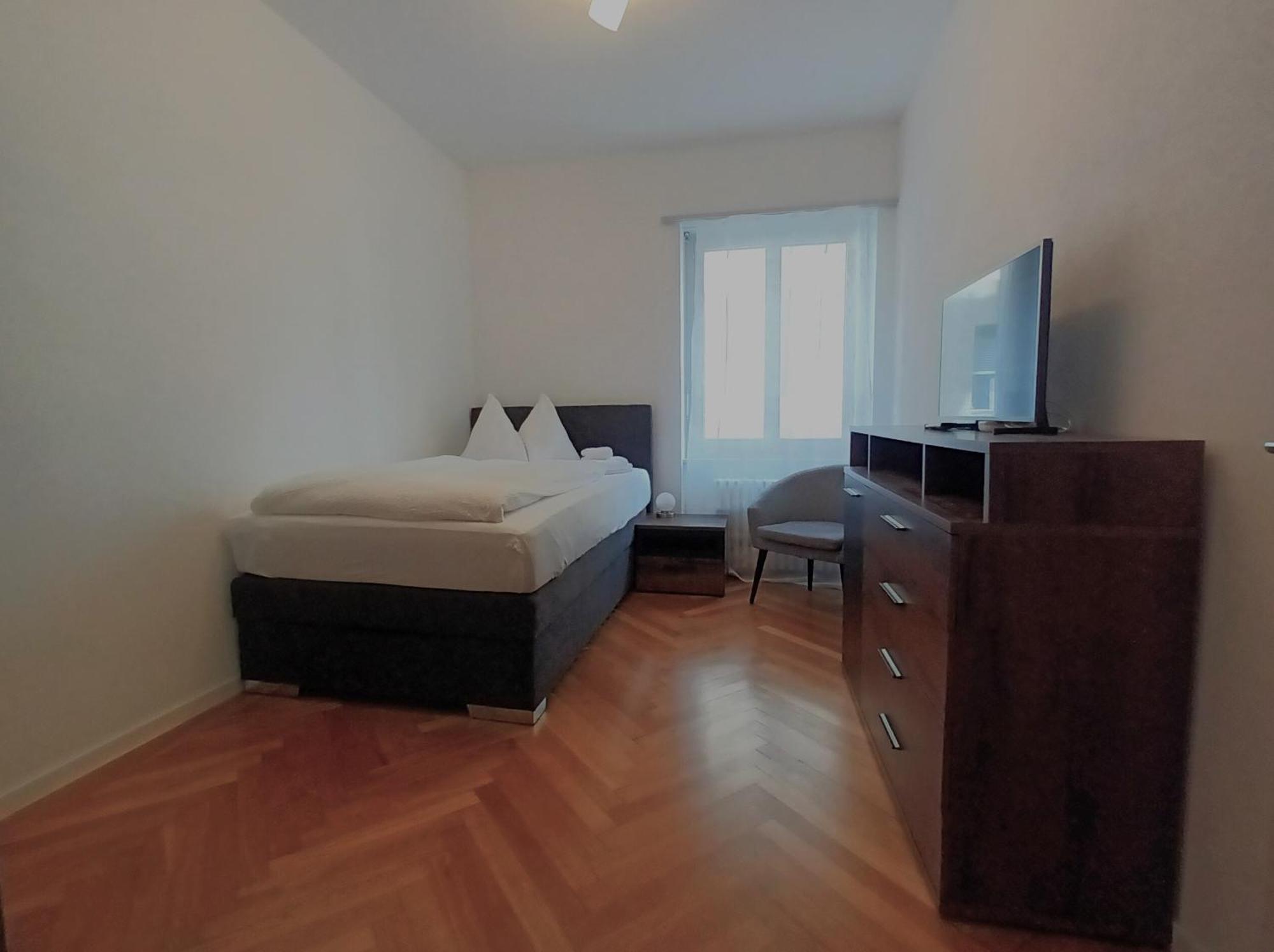 Henry'S Apartments インターラーケン エクステリア 写真